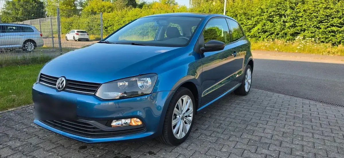 Gebraucht VW Polo Trendline 60 PS (44 kW) 2016 Blau Kleinwagen