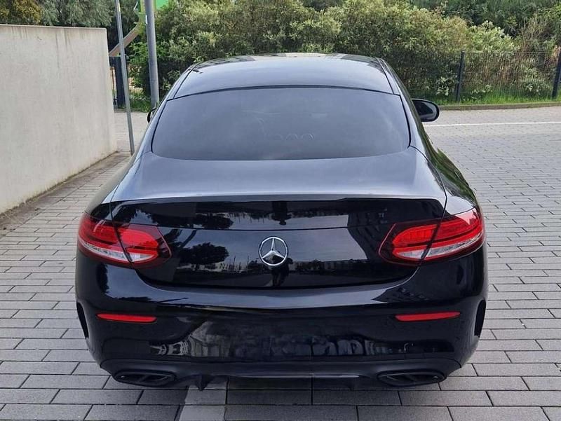 Gebraucht Mercedes C200 AMG line 184 PS (135 kW) 2018 Schwarz Coupé