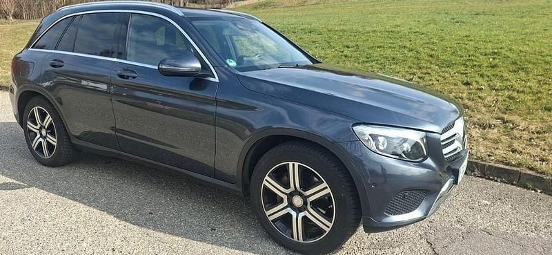Gebraucht Mercedes GLC250 204 PS (150 kW) 2015 Grau SUV