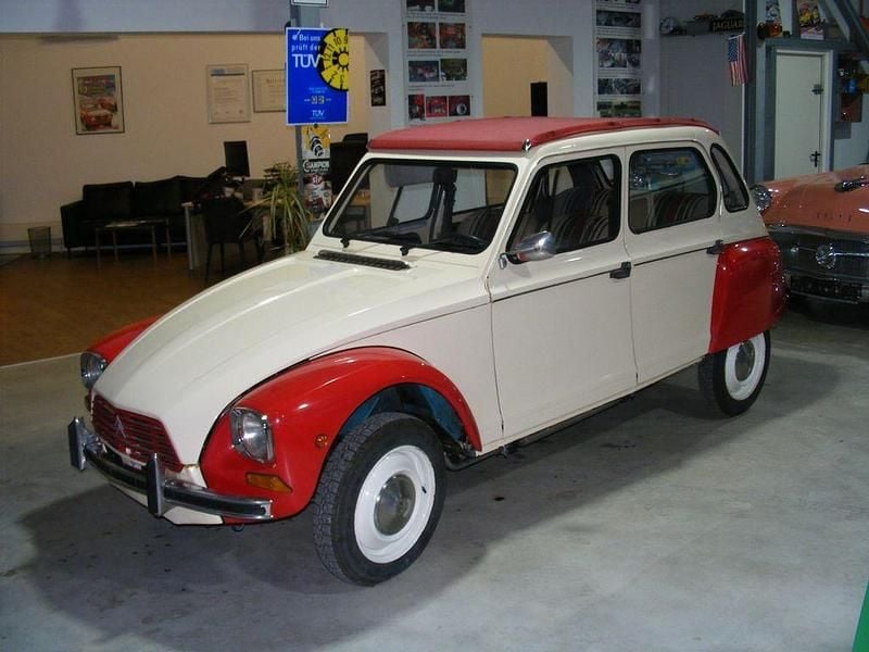 Gebraucht Citroën Dyane 33 PS (24 kW) 1981 Beige Kleinwagen