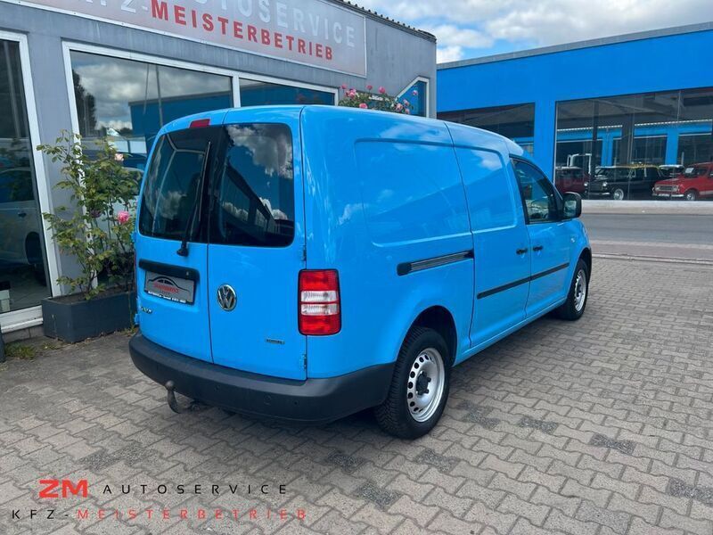 Gebraucht VW Caddy Maxi 109 PS (80 kW) 2015 Blau Van / Kleinbus