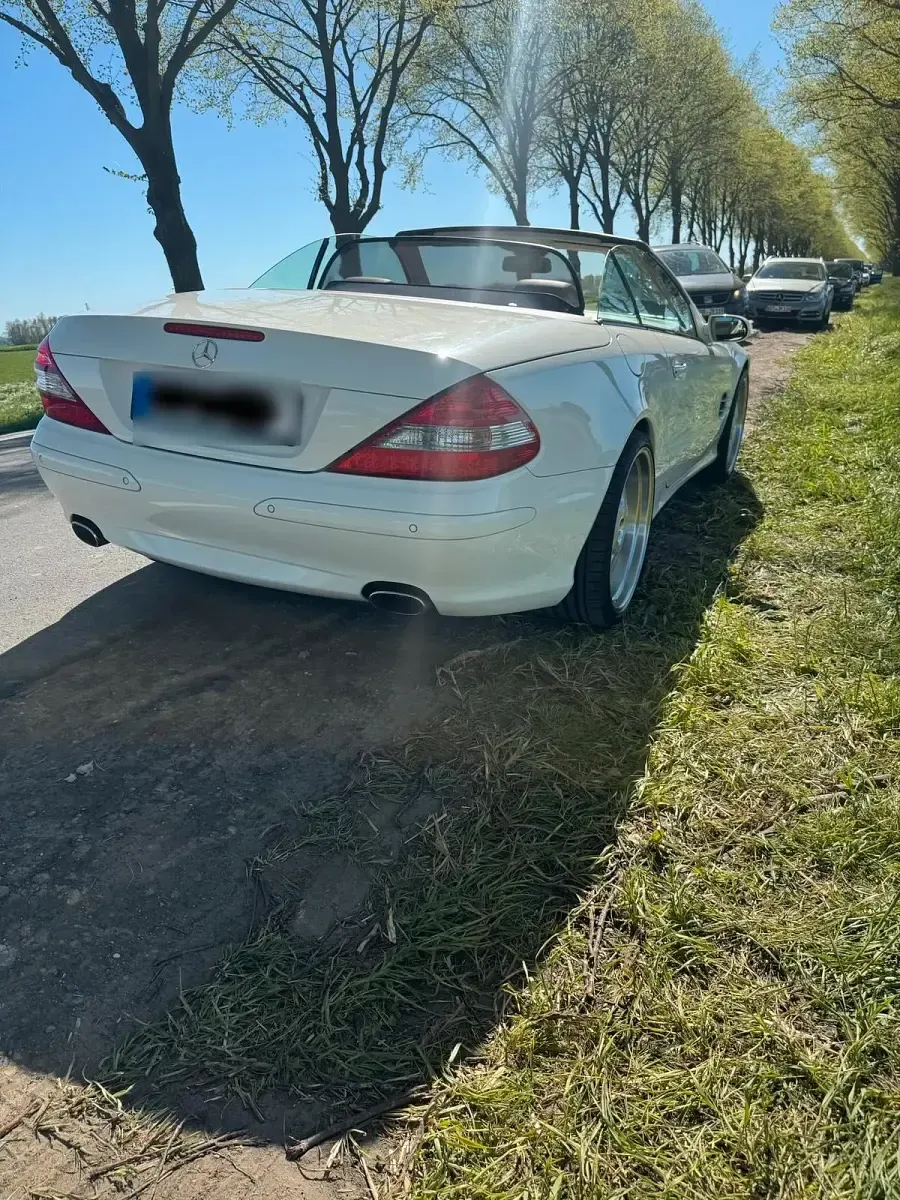 Gebraucht Mercedes SL350 272 PS (200 kW) 2008 Weiß Cabrio