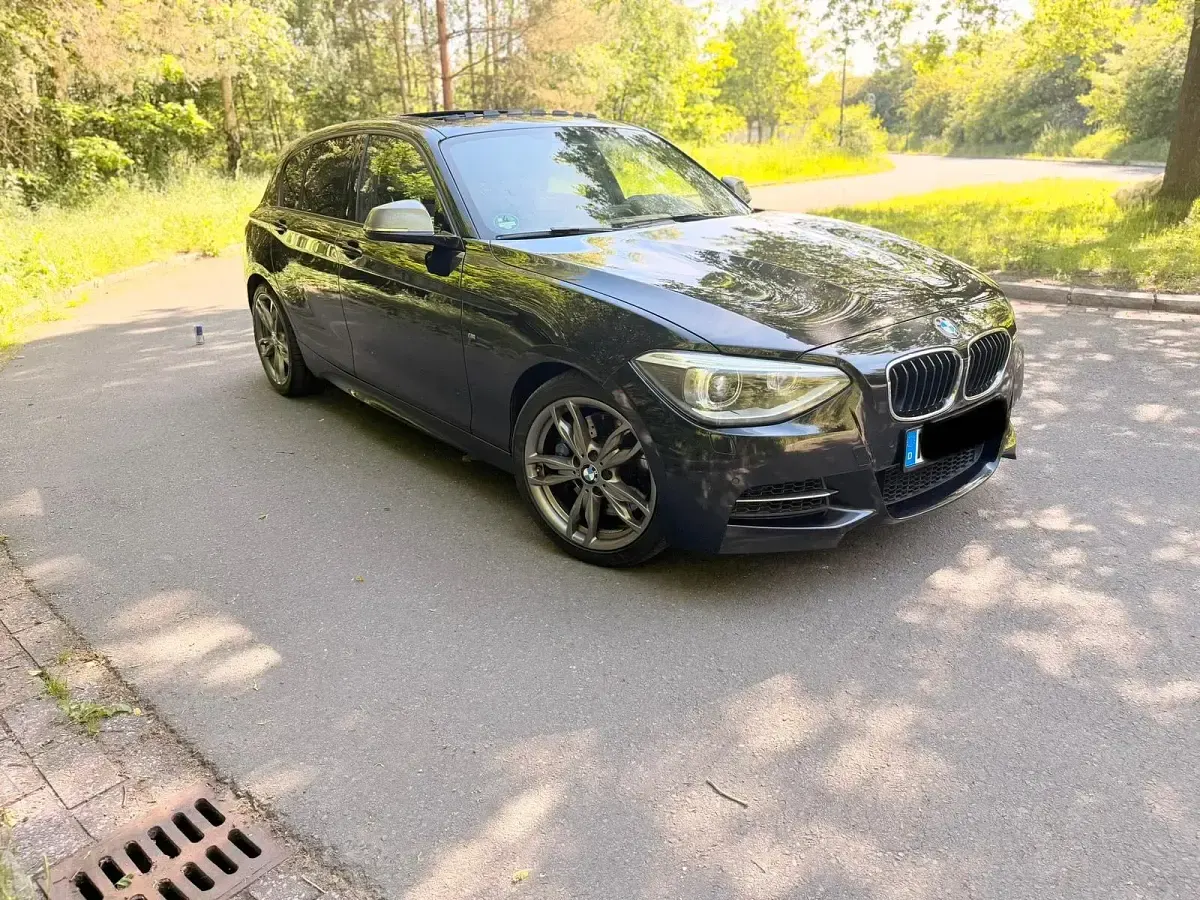Käytetty BMW 135 M Performance 326 HP (239 kW) 2015 Musta Viistoperä