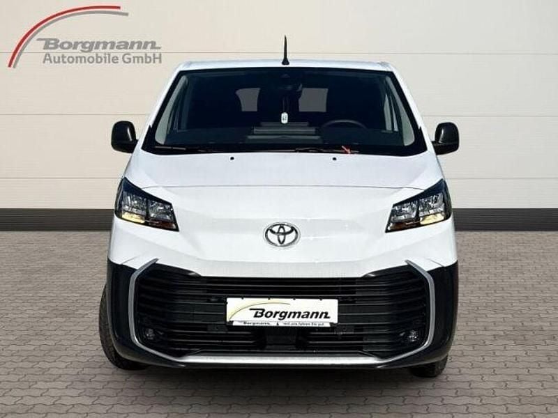 Gebraucht Toyota Proace 144 PS (105 kW) 2024 Weiss Van / Kleinbus