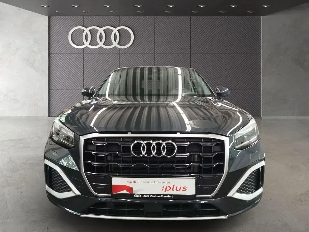 Gebraucht Audi Q2 Advanced Plus 116 PS (85 kW) 2025 Manhattangrau metallic SUV
