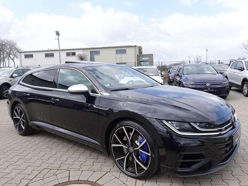 Gebraucht VW Arteon R 320 PS (235 kW) 2023 Deep black perleffekt Kombi