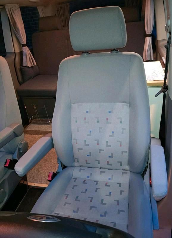 Gebraucht VW T5 174 PS (127 kW) 2005 Silber Van