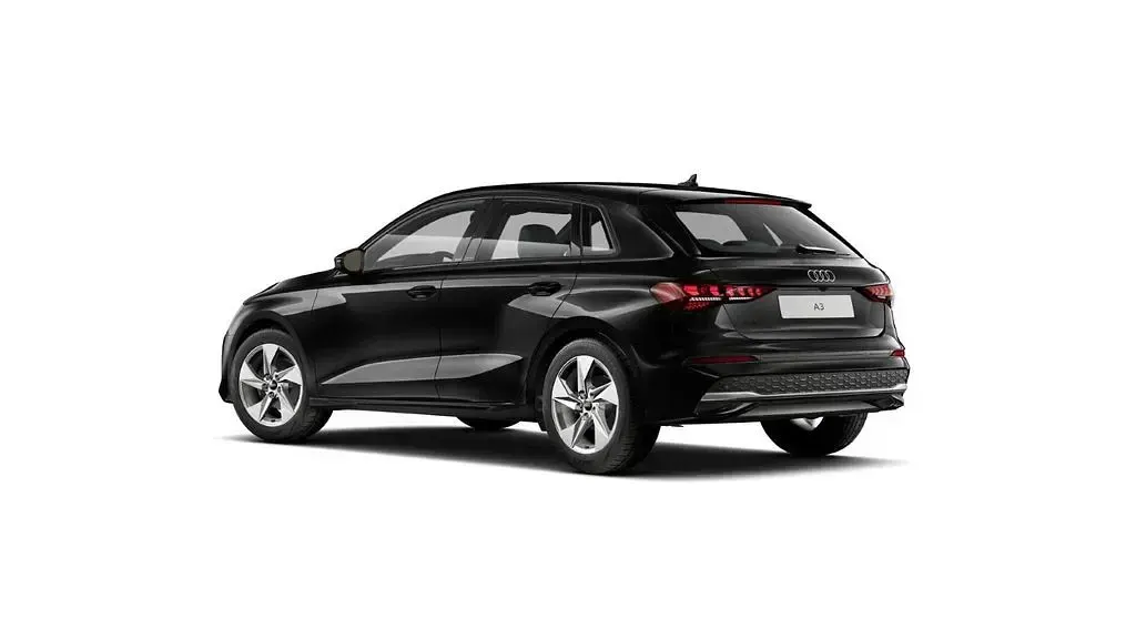 Używany Audi A3 Advanced Plus 150 KM (110 kW) 2025 Czarny Sedan/Limuzyna