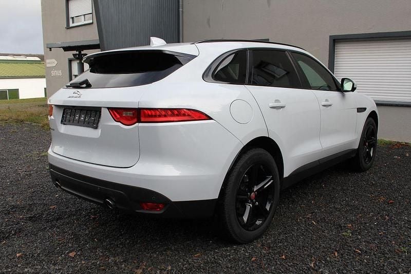 Gebraucht Jaguar F-Pace Prestige 241 PS (177 kW) 2017 Weiß SUV