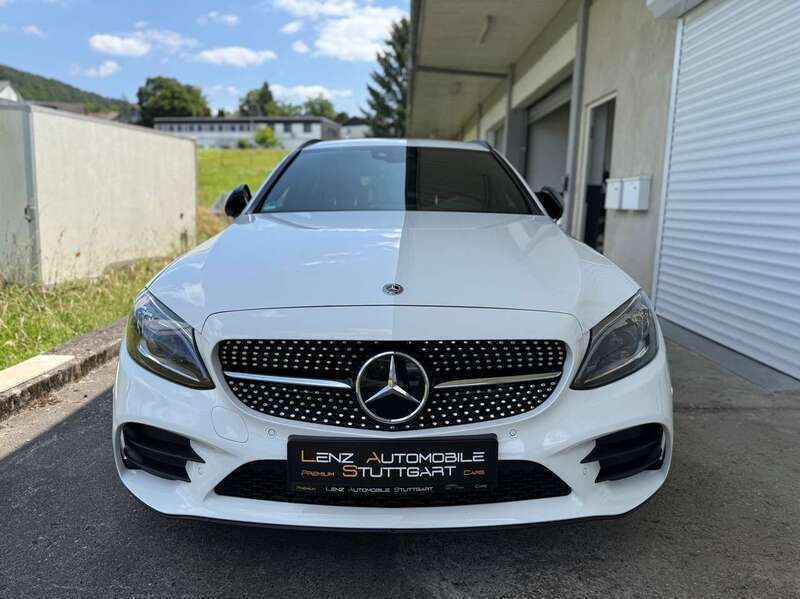 Polarweiss Gebraucht 2020 Mercedes C300 AMG Kombi | 22.998 € (Guter Preis) - Bild 1/4