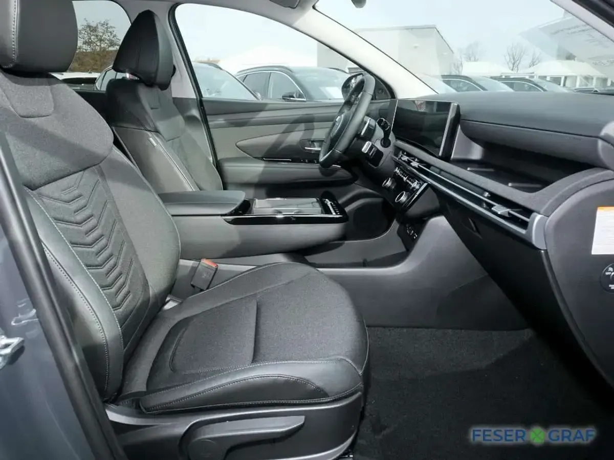 Neu Hyundai Tucson Trend 239 PS (175 kW) 2026 Ecotronic grey SUV