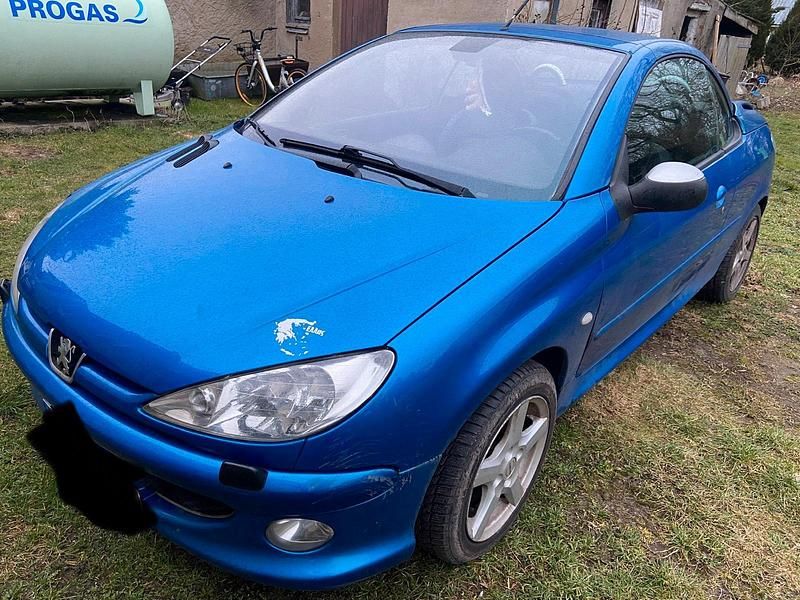 Gebraucht Peugeot 206 CC 110 PS (80 kW) 2004 Cabrio