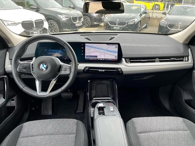 Używany BMW X2 163 KM (119 kW) 2025 Biały SUV