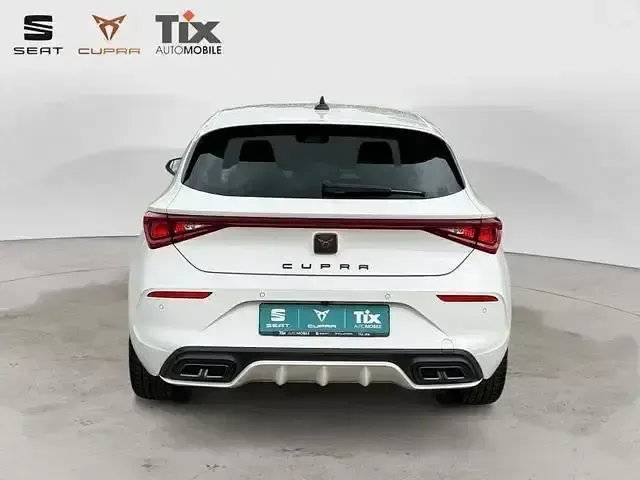Gebraucht Cupra Leon 150 PS (110 kW) 2023 Weiß Limousine