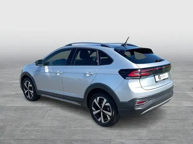 Używany VW Taigo Active 110 KM (80 kW) 2022 Srebrny SUV