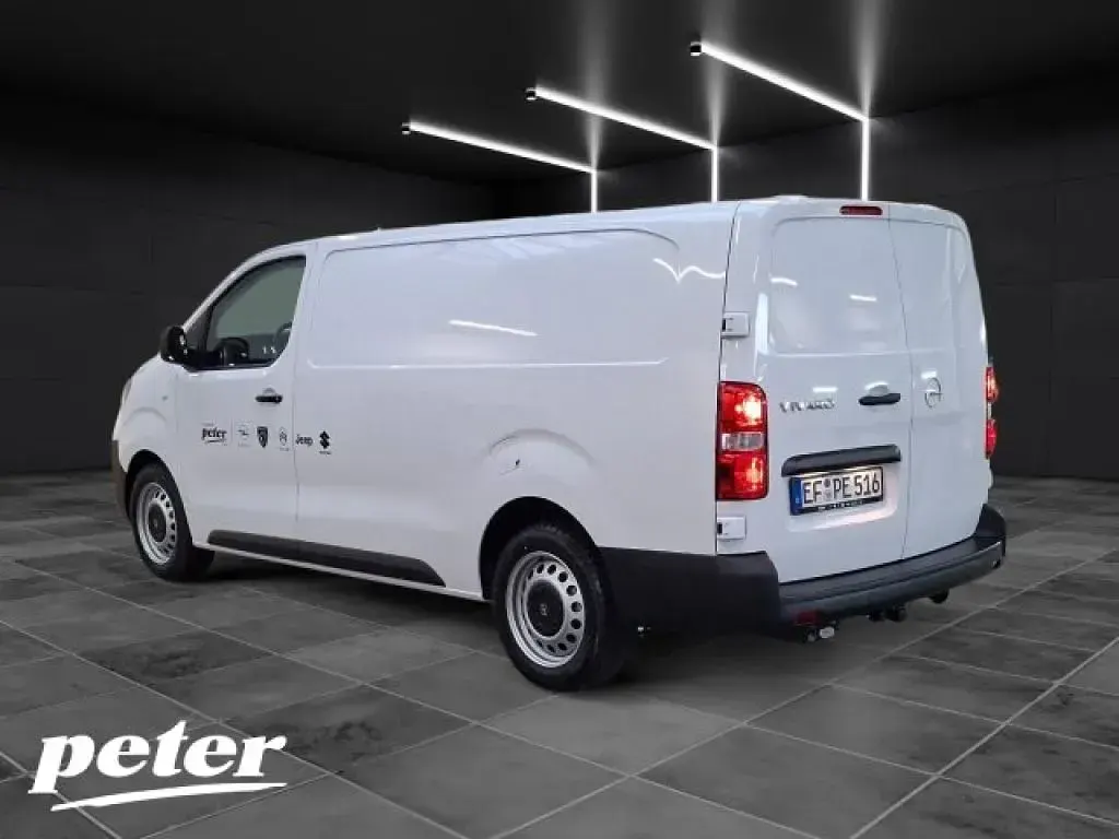 Gebraucht Opel Vivaro 120 PS (88 kW) 2025 Kaolinweiß Van / Kleinbus