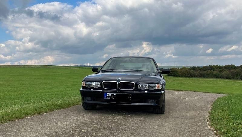 Gebraucht BMW 730 184 PS (135 kW) 1999 Schwarz Limousine