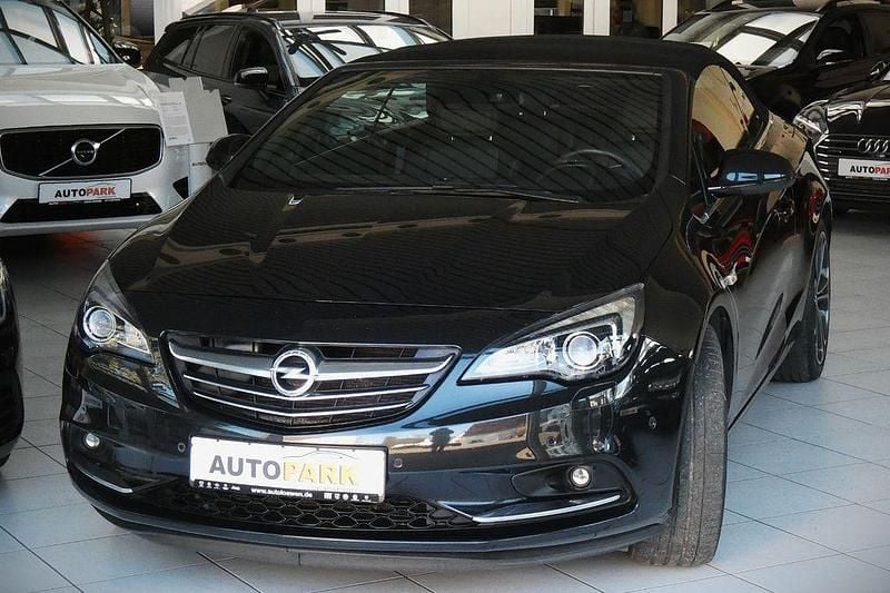 Gebraucht Opel Cascada Innovation 200 PS (147 kW) 2014 Schwarz Cabrio