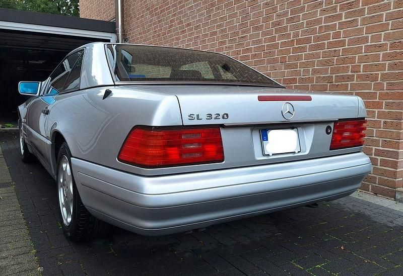 Gebraucht Mercedes SL320 231 PS (169 kW) 1997 Silber Cabrio