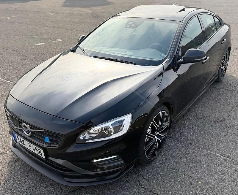 Gebraucht Volvo S60 367 PS (269 kW) 2017 Schwarz Limousine