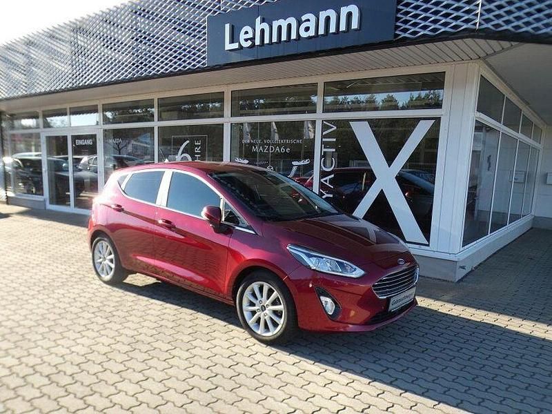 Gebraucht Ford Fiesta Titanium 95 PS (69 kW) 2020 Rubyrot (metallic) Kleinwagen