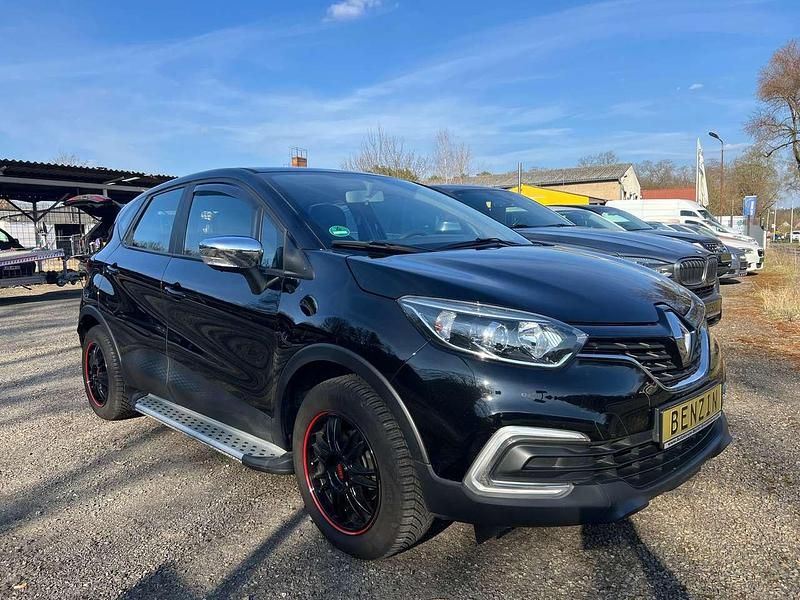 Gebraucht Renault Captur Life 90 PS (66 kW) 2019 Black pearl schwarz SUV