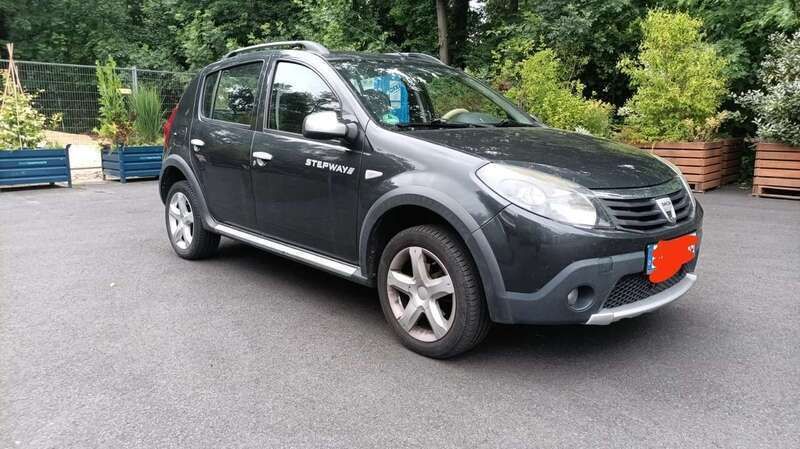 Gebraucht 2010 Dacia Sandero Stepway Kleinwagen | 2.990 € (Fairer Preis) - Bild 1/4