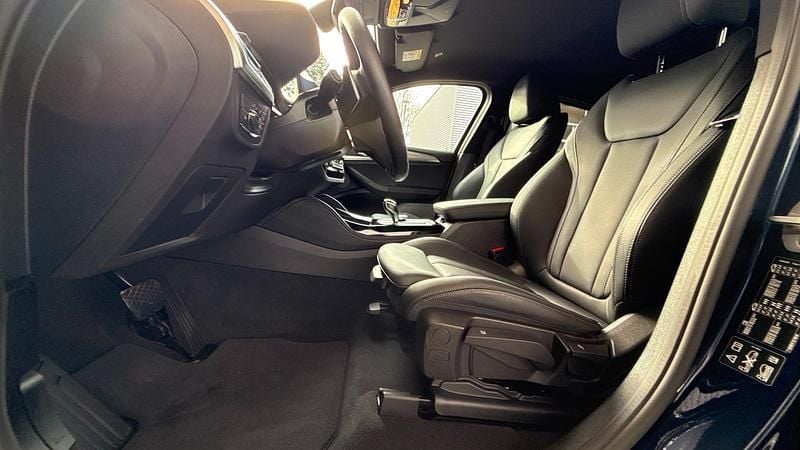 Second-hand BMW X4 Efficient Dynamics 184 CP (135 kW) 2024 Albastru SUV