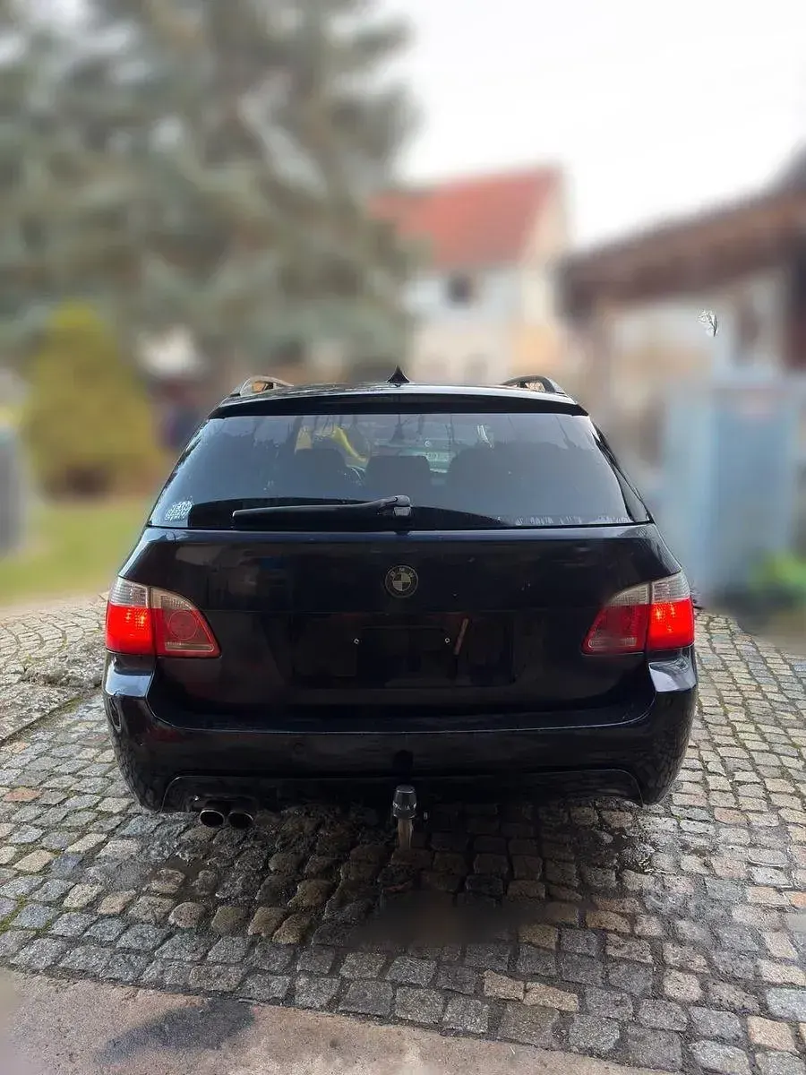 Gebraucht BMW 530 Performance 218 PS (160 kW) 2005 Schwarz Kombi