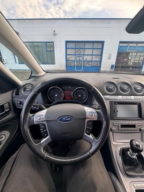 Gebraucht Ford S-MAX S 140 PS (102 kW) 2006 Schwarz Van / Kleinbus