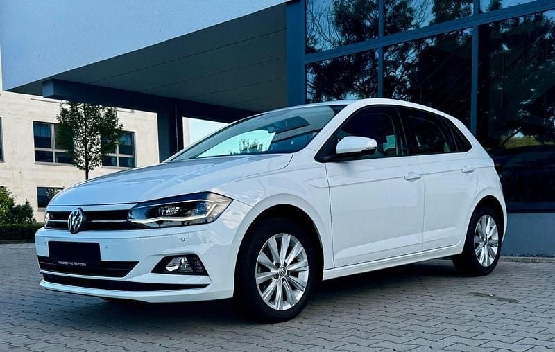 Weiß Gebraucht 2019 VW Polo Highline Kleinwagen | 17.500 € (Guter Preis) - Bild 1/4