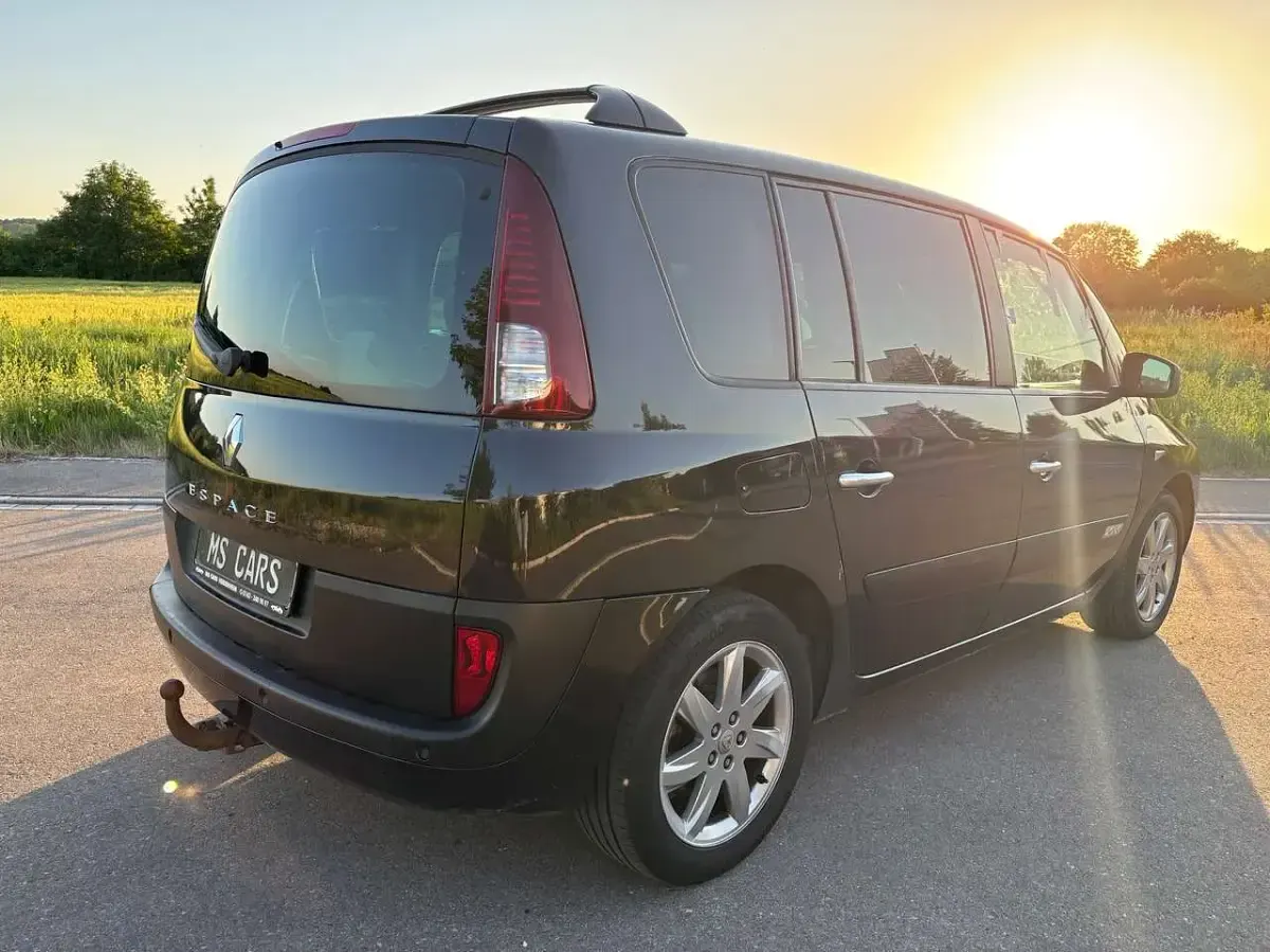 Gebraucht Renault Espace 150 PS (110 kW) 2013 Renault schwarz Van / Kleinbus