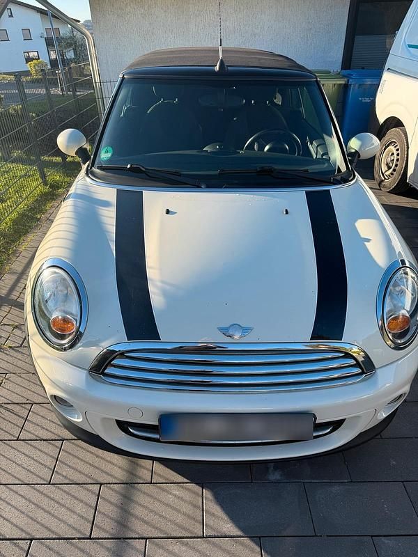 Second-hand Mini Cooper Cabriolet 102 CP (75 kW) 2013 Bej Cabrio