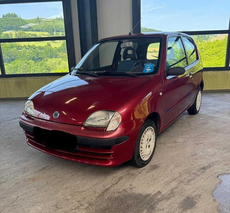 Rot Gebraucht 2002 Fiat Seicento Kleinwagen | 1.000 € - Bild 1/4