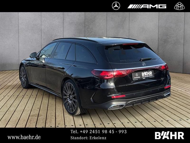 Gebraucht Mercedes E220 AMG 197 PS (144 kW) 2025 Schwarz Limousine