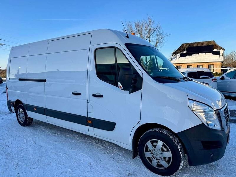 Gebraucht Nissan Interstar N-Connecta 150 PS (110 kW) 2022 Polar white Van