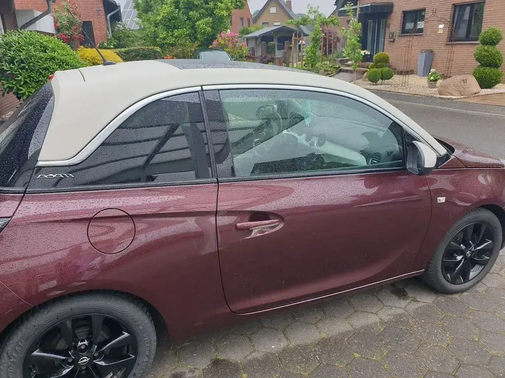 Usata Opel Adam 87 CV (63 kW) 2013 Viola Utilitaria