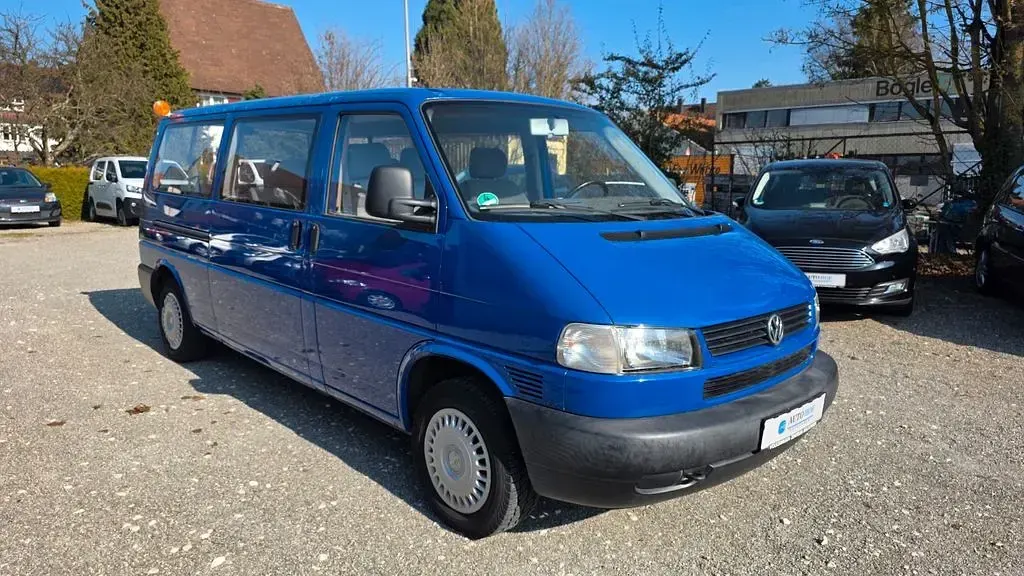 Second-hand VW Caravelle 84 CP (61 kW) 2000 Albastru Van