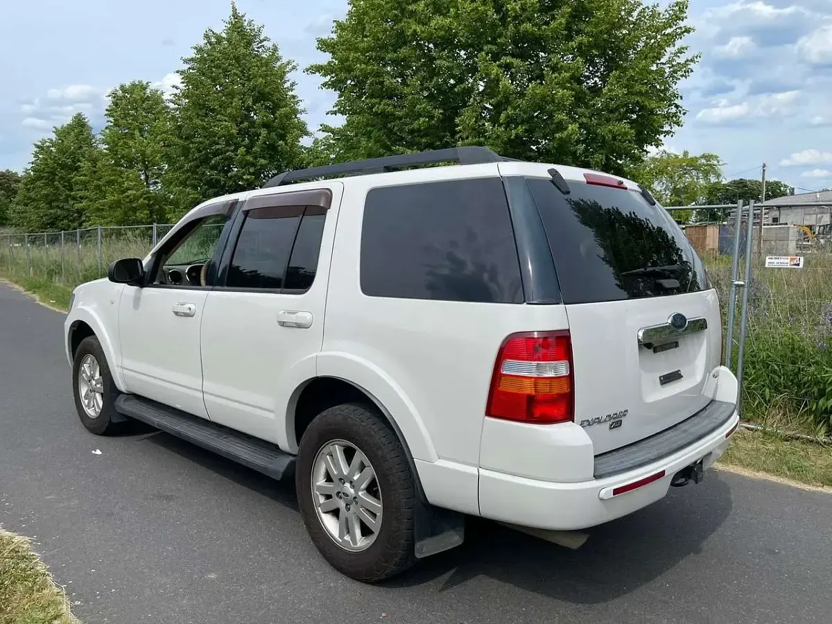 Gebraucht Ford Explorer 213 PS (156 kW) 2008 Weiß SUV