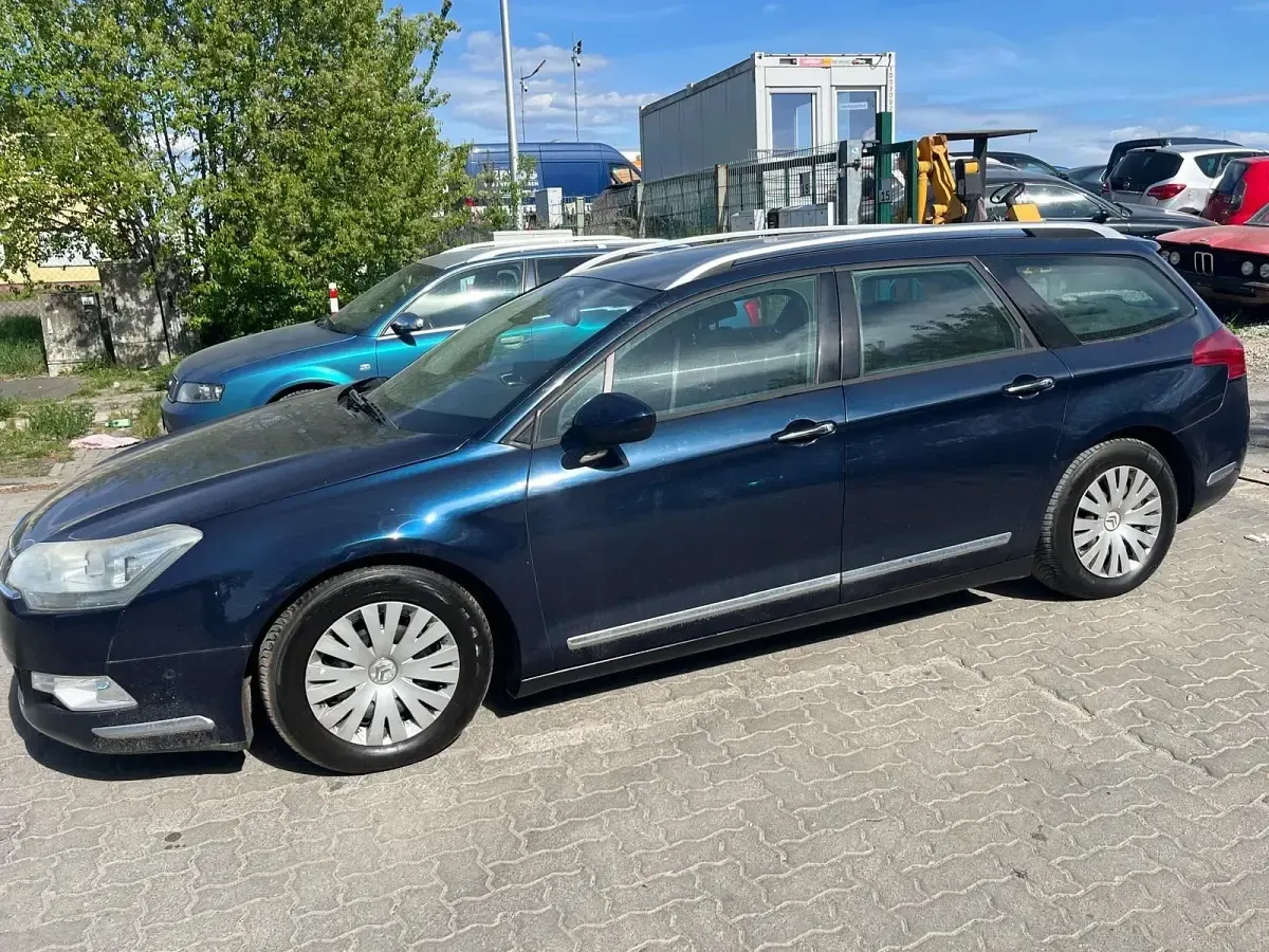 Second-hand Citroën C5 140 CP (102 kW) 2010 Albastru Berlinǎ