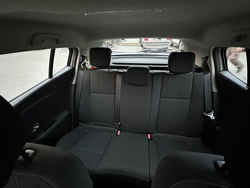 Gebraucht Renault Mégane 101 PS (74 kW) 2013 Grau Limousine