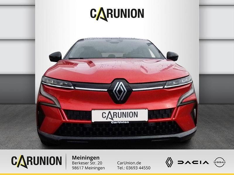 Gebraucht Renault Megane E-Tech Techno 160 kW (218 PS) 2024 Dezirrot metallic, black pear Limousine