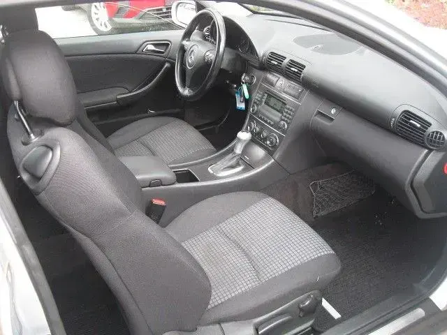 Gebraucht Mercedes C230 204 PS (150 kW) 2005 Grau Coupé
