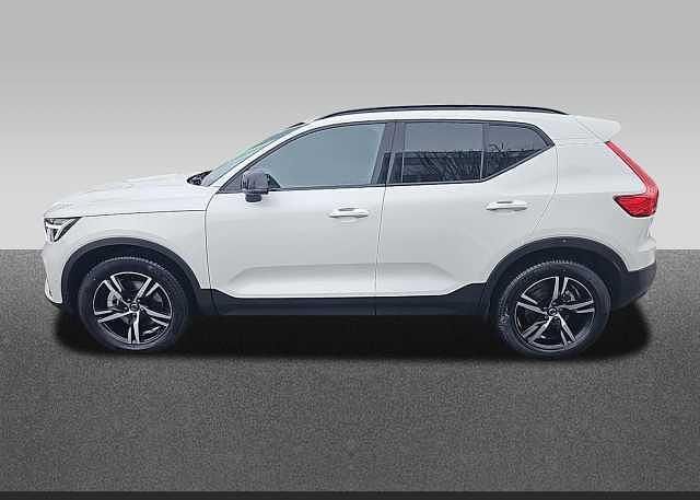 Gebraucht Volvo XC40 120 PS (88 kW) 2025 SUV