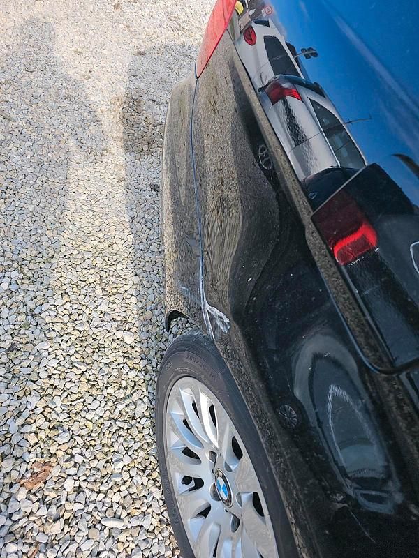 Gebraucht BMW 318 143 PS (105 kW) 2009 Schwarz Limousine