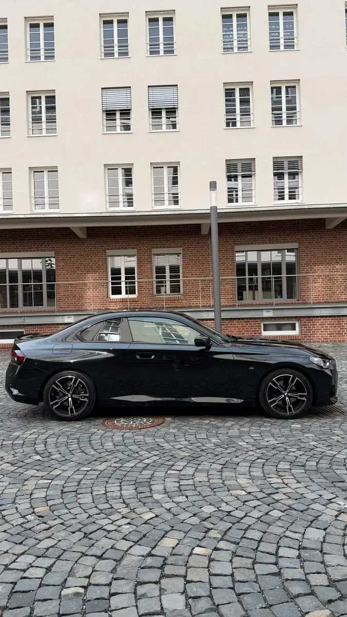 Gebraucht BMW 220 Shadowline 184 PS (135 kW) 2024 Schwarz Coupé
