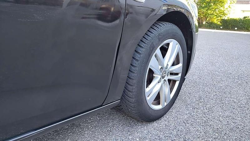 Gebraucht Opel Astra Active 125 PS (91 kW) 2017 Schwarz Kombi