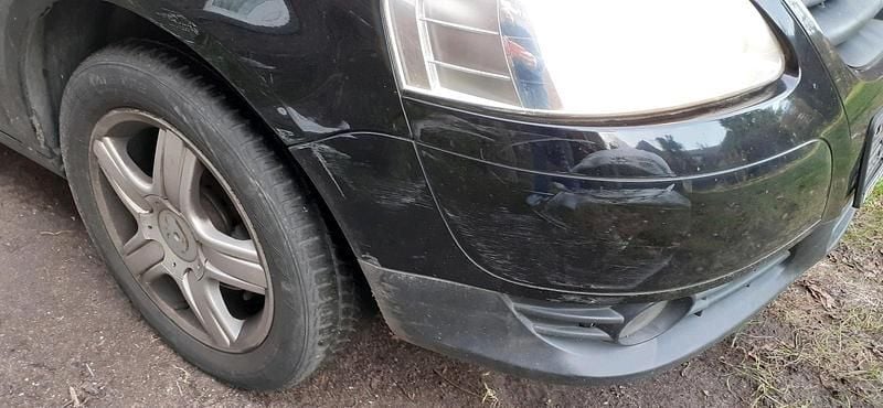 Gebraucht VW Fox 60 PS (44 kW) 2011 Schwarz Kleinwagen