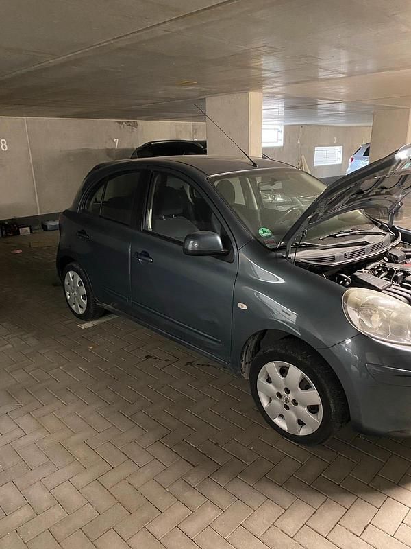 Gebraucht Nissan Micra 84 PS (61 kW) 2012 Grün Kleinwagen