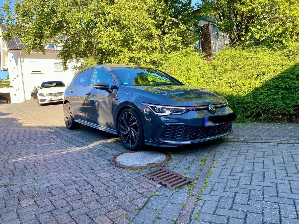 Gebraucht VW Golf VIII GTI 245 PS (180 kW) 2022 Grau Kleinwagen